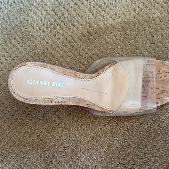 Gianna Bini Clear Pumps - Picture 2 of 2